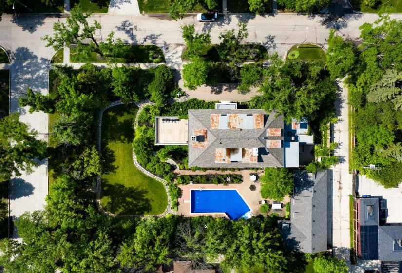12 Kingsway, 8 Bedrooms Bedrooms, 41 Rooms Rooms,5 BathroomsBathrooms,Residential,For Sale,Kingsway