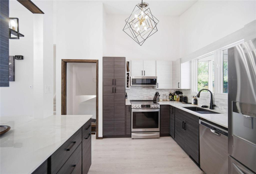 457 Speers, 3 Bedrooms Bedrooms, 9 Rooms Rooms,1 BathroomBathrooms,Residential,For Sale,Speers