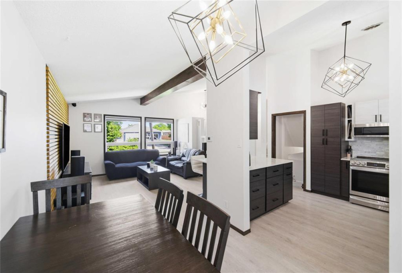457 Speers, 3 Bedrooms Bedrooms, 9 Rooms Rooms,1 BathroomBathrooms,Residential,For Sale,Speers