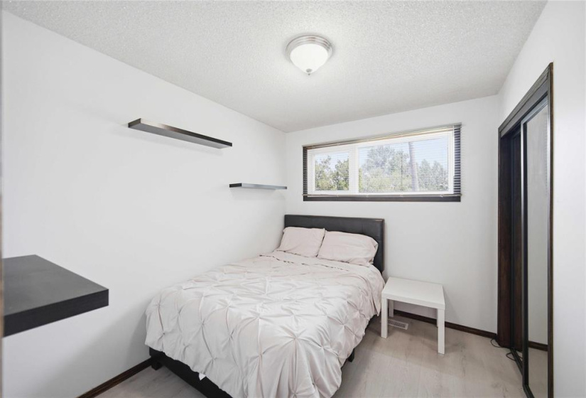 457 Speers, 3 Bedrooms Bedrooms, 9 Rooms Rooms,1 BathroomBathrooms,Residential,For Sale,Speers