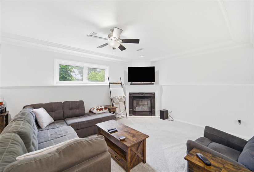 457 Speers, 3 Bedrooms Bedrooms, 9 Rooms Rooms,1 BathroomBathrooms,Residential,For Sale,Speers