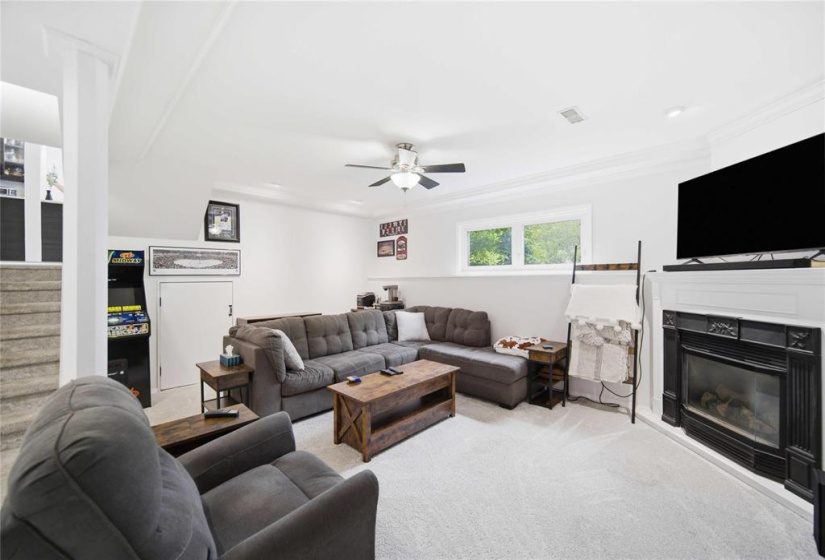 457 Speers, 3 Bedrooms Bedrooms, 9 Rooms Rooms,1 BathroomBathrooms,Residential,For Sale,Speers