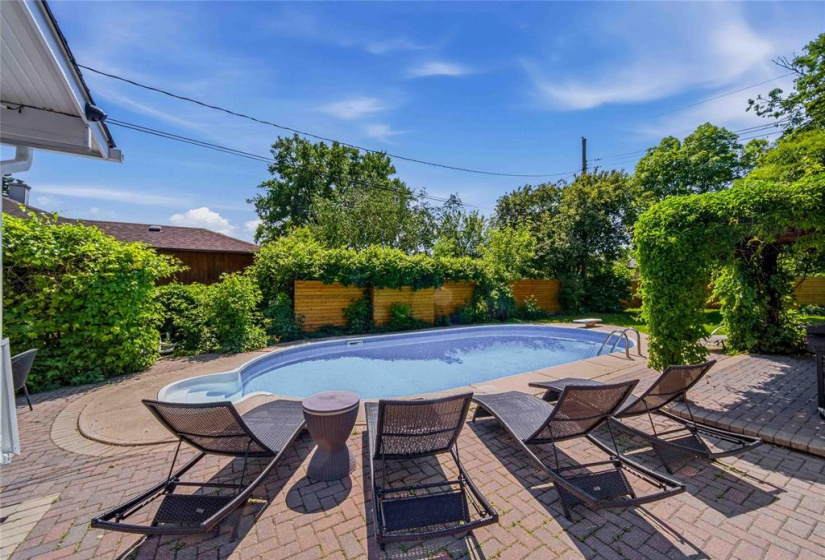 457 Speers, 3 Bedrooms Bedrooms, 9 Rooms Rooms,1 BathroomBathrooms,Residential,For Sale,Speers