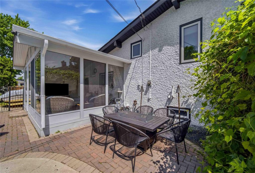 457 Speers, 3 Bedrooms Bedrooms, 9 Rooms Rooms,1 BathroomBathrooms,Residential,For Sale,Speers