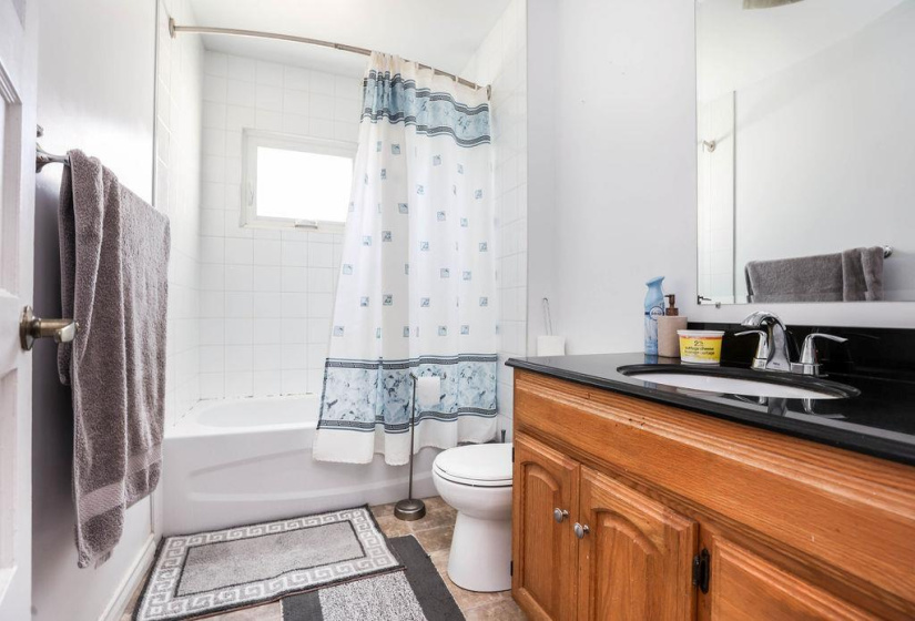 626 Chalmers, 2 Bedrooms Bedrooms, 6 Rooms Rooms,1 BathroomBathrooms,Residential,For Sale,Chalmers