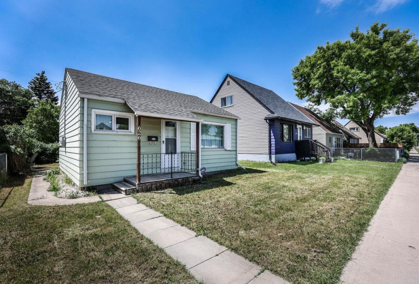 626 Chalmers, 2 Bedrooms Bedrooms, 6 Rooms Rooms,1 BathroomBathrooms,Residential,For Sale,Chalmers