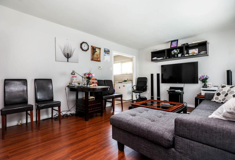 626 Chalmers, 2 Bedrooms Bedrooms, 6 Rooms Rooms,1 BathroomBathrooms,Residential,For Sale,Chalmers