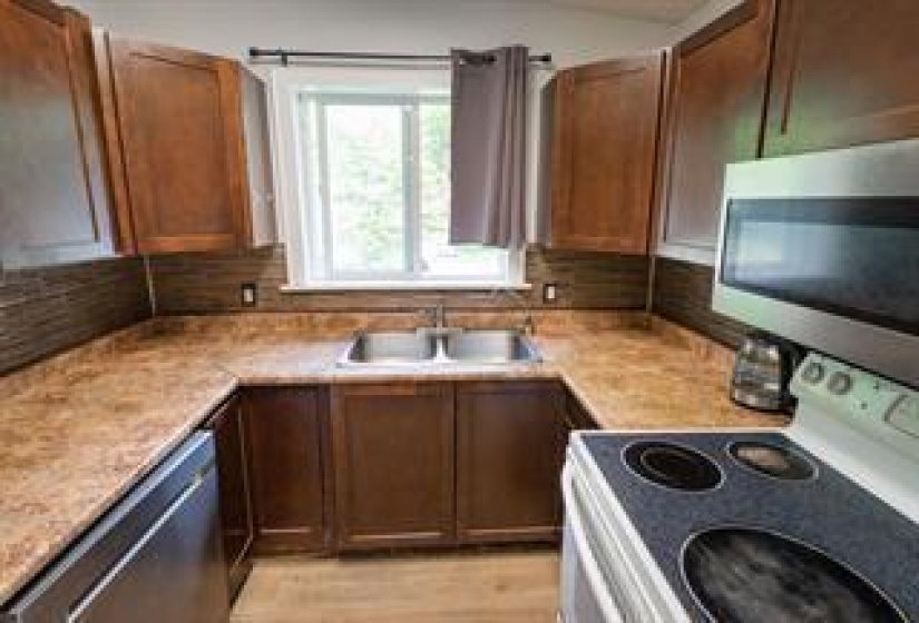 47 Laurent, 2 Bedrooms Bedrooms, 8 Rooms Rooms,2 BathroomsBathrooms,Residential,For Sale,Laurent
