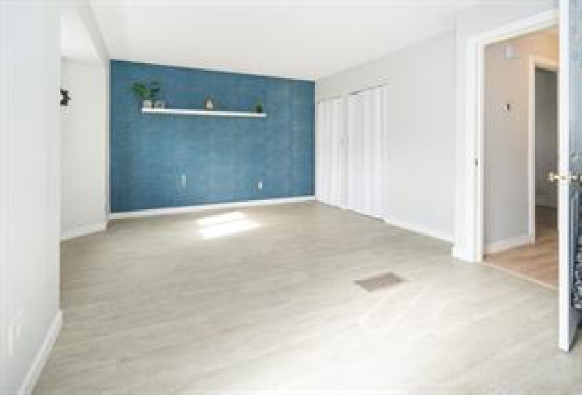 47 Laurent, 2 Bedrooms Bedrooms, 8 Rooms Rooms,2 BathroomsBathrooms,Residential,For Sale,Laurent