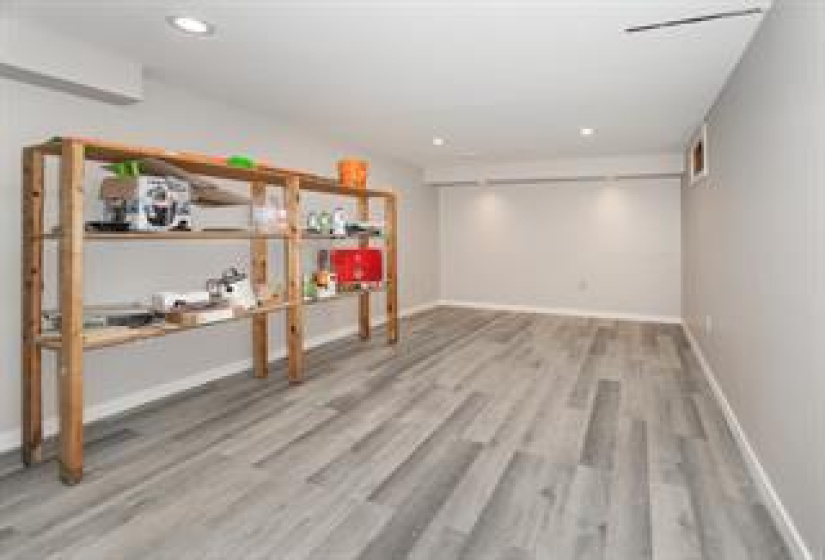 47 Laurent, 2 Bedrooms Bedrooms, 8 Rooms Rooms,2 BathroomsBathrooms,Residential,For Sale,Laurent