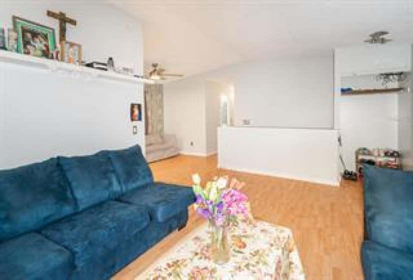 47 Laurent, 2 Bedrooms Bedrooms, 8 Rooms Rooms,2 BathroomsBathrooms,Residential,For Sale,Laurent