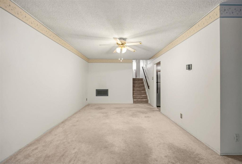 3467 Portage, 2 Bedrooms Bedrooms, 6 Rooms Rooms,1 BathroomBathrooms,Condominium,For Sale,Portage