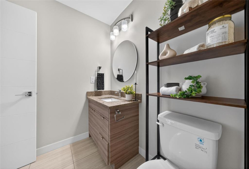 50 Philip Lee, 2 Bedrooms Bedrooms, 5 Rooms Rooms,1 BathroomBathrooms,Condominium,For Sale,Philip Lee