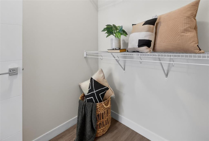 50 Philip Lee, 2 Bedrooms Bedrooms, 5 Rooms Rooms,1 BathroomBathrooms,Condominium,For Sale,Philip Lee