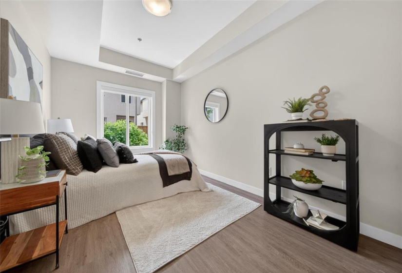 50 Philip Lee, 2 Bedrooms Bedrooms, 5 Rooms Rooms,1 BathroomBathrooms,Condominium,For Sale,Philip Lee