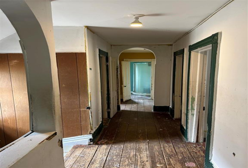 356 Elgin, 5 Bedrooms Bedrooms, 10 Rooms Rooms,2 BathroomsBathrooms,Residential,For Sale,Elgin