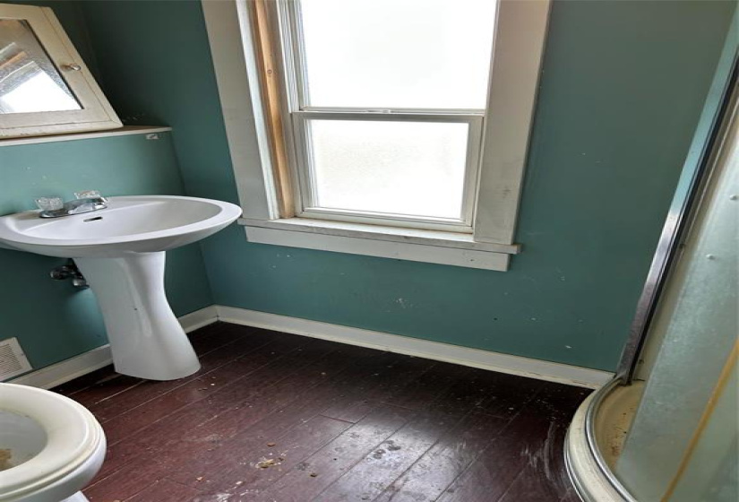 356 Elgin, 5 Bedrooms Bedrooms, 10 Rooms Rooms,2 BathroomsBathrooms,Residential,For Sale,Elgin