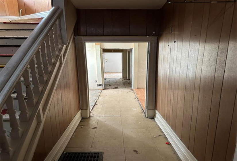 356 Elgin, 5 Bedrooms Bedrooms, 10 Rooms Rooms,2 BathroomsBathrooms,Residential,For Sale,Elgin