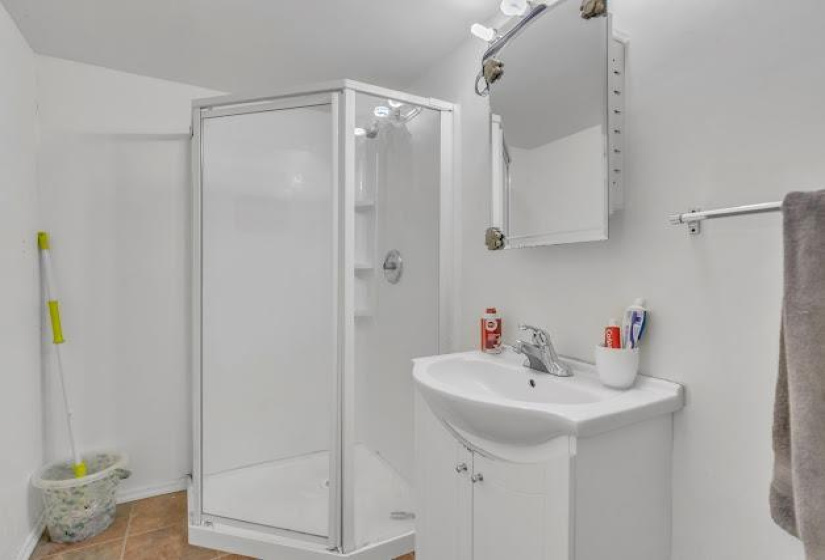 195 McAdam, ,Residential,For Sale,McAdam