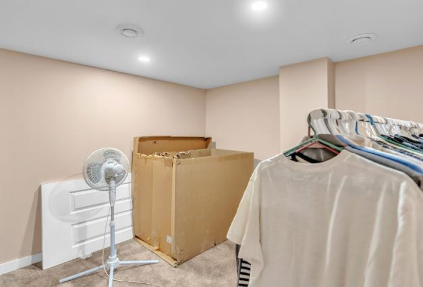 195 McAdam, ,Residential,For Sale,McAdam