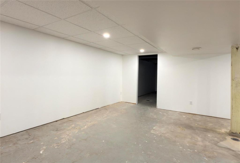 14 Mager, 2 Bedrooms Bedrooms, 8 Rooms Rooms,2 BathroomsBathrooms,Residential,For Sale,Mager