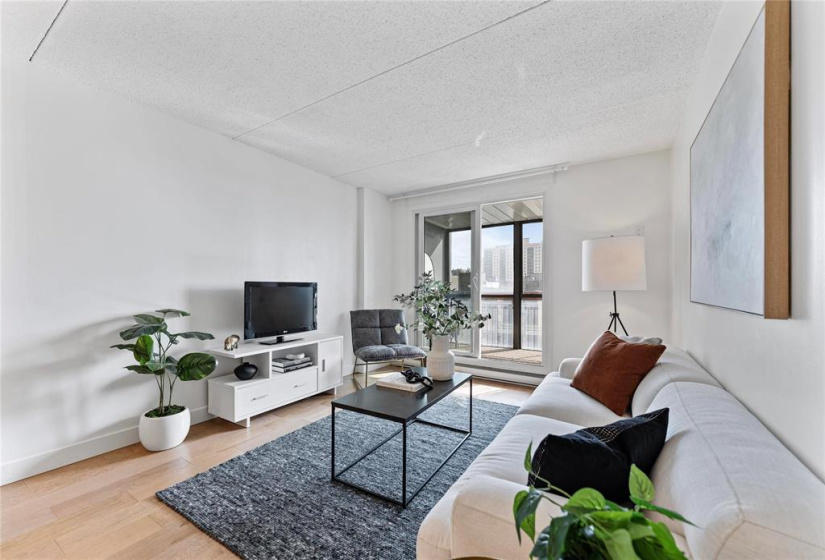 15 Kennedy, 2 Bedrooms Bedrooms, 7 Rooms Rooms,1 BathroomBathrooms,Condominium,For Sale,Kennedy