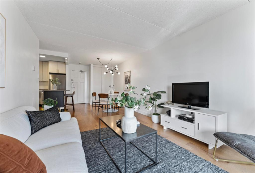 15 Kennedy, 2 Bedrooms Bedrooms, 7 Rooms Rooms,1 BathroomBathrooms,Condominium,For Sale,Kennedy