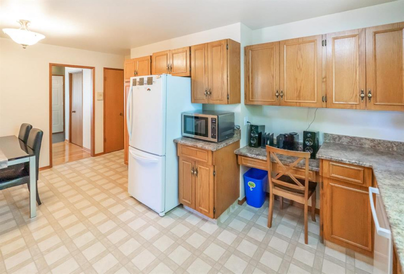 115 Dayton, 5 Bedrooms Bedrooms, 12 Rooms Rooms,3 BathroomsBathrooms,Residential,For Sale,Dayton
