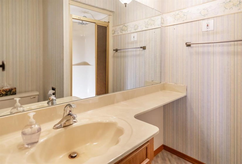 115 Dayton, 5 Bedrooms Bedrooms, 12 Rooms Rooms,3 BathroomsBathrooms,Residential,For Sale,Dayton