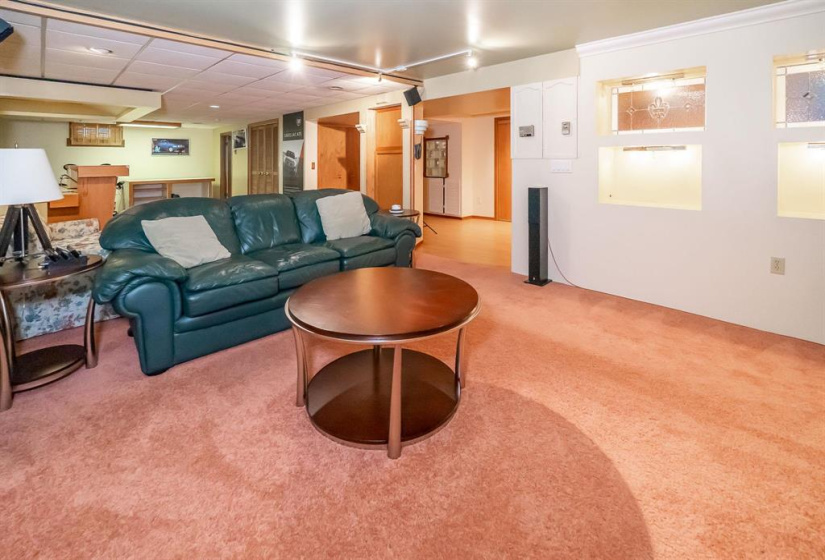 115 Dayton, 5 Bedrooms Bedrooms, 12 Rooms Rooms,3 BathroomsBathrooms,Residential,For Sale,Dayton