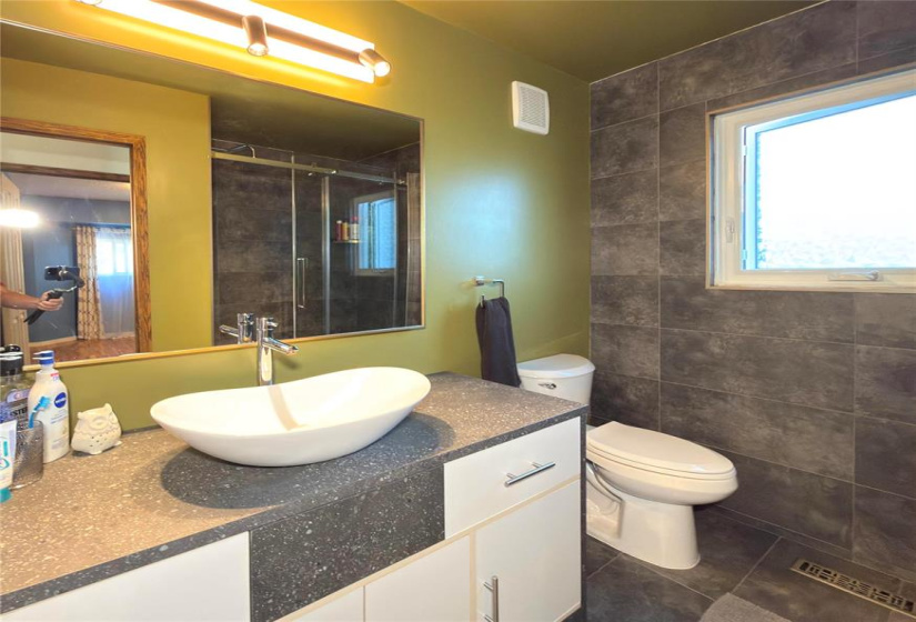 43 Laurent, 3 Bedrooms Bedrooms, 9 Rooms Rooms,2 BathroomsBathrooms,Residential,For Sale,Laurent