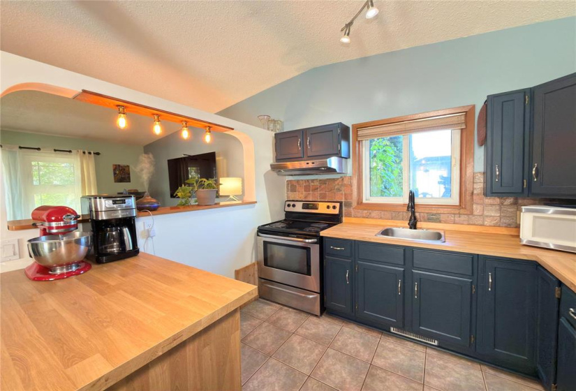 43 Laurent, 3 Bedrooms Bedrooms, 9 Rooms Rooms,2 BathroomsBathrooms,Residential,For Sale,Laurent