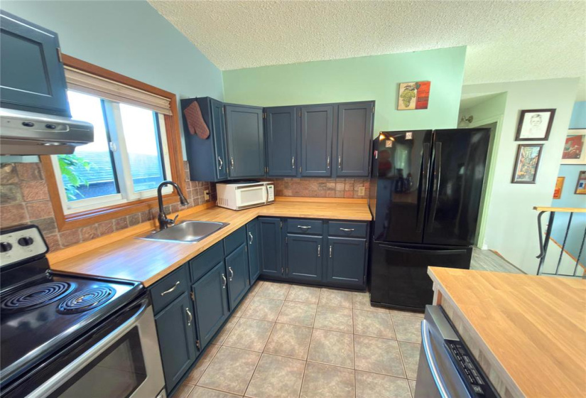 43 Laurent, 3 Bedrooms Bedrooms, 9 Rooms Rooms,2 BathroomsBathrooms,Residential,For Sale,Laurent