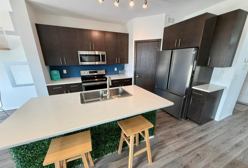 74 Lark Ridge, 3 Bedrooms Bedrooms, 10 Rooms Rooms,2 BathroomsBathrooms,Residential,For Sale,Lark Ridge
