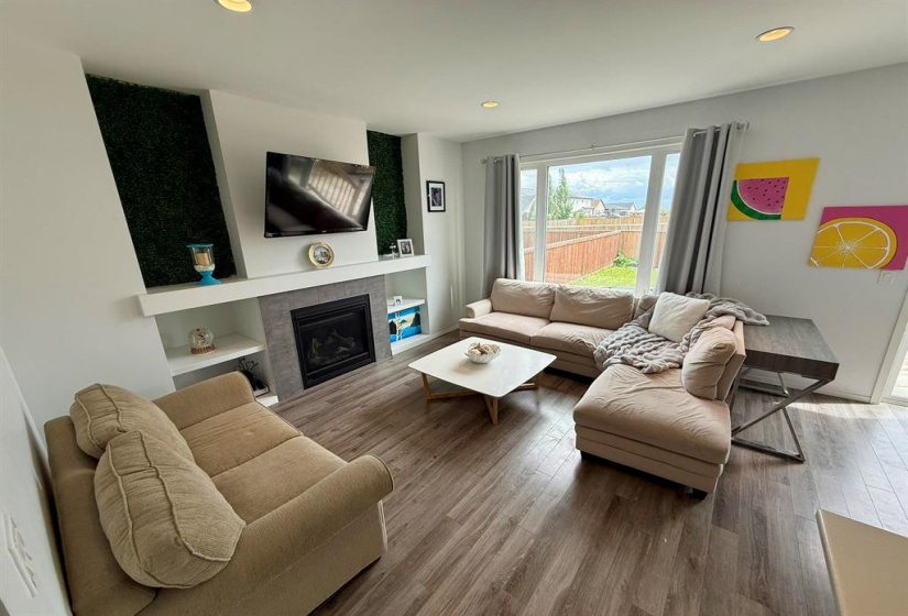 74 Lark Ridge, 3 Bedrooms Bedrooms, 10 Rooms Rooms,2 BathroomsBathrooms,Residential,For Sale,Lark Ridge