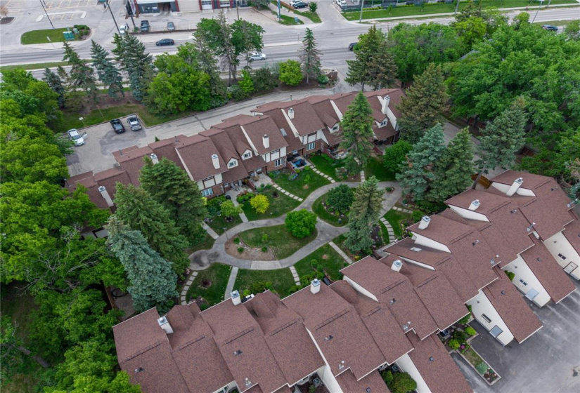1688 St Mary's, 2 Bedrooms Bedrooms, 12 Rooms Rooms,2 BathroomsBathrooms,Condominium,For Sale,St Mary's