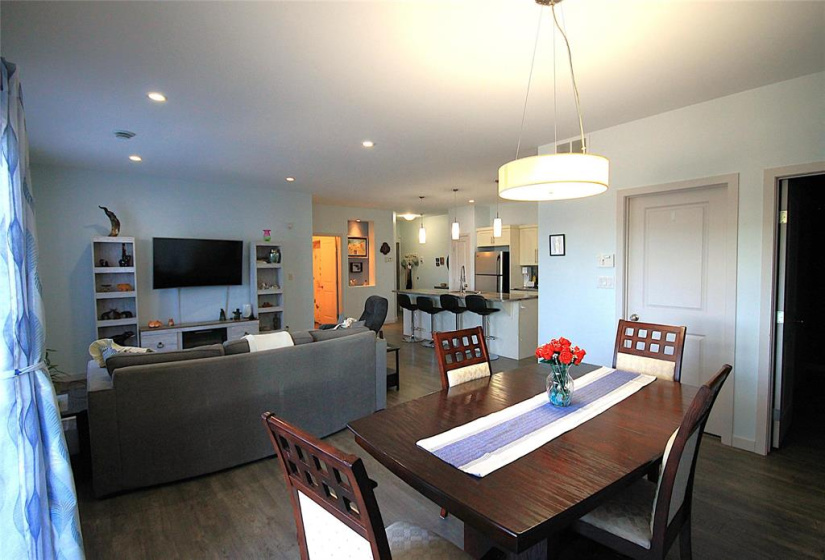 1276 old pth 59, 2 Bedrooms Bedrooms, 7 Rooms Rooms,2 BathroomsBathrooms,Condominium,For Sale,old pth 59