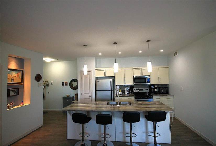 1276 old pth 59, 2 Bedrooms Bedrooms, 7 Rooms Rooms,2 BathroomsBathrooms,Condominium,For Sale,old pth 59