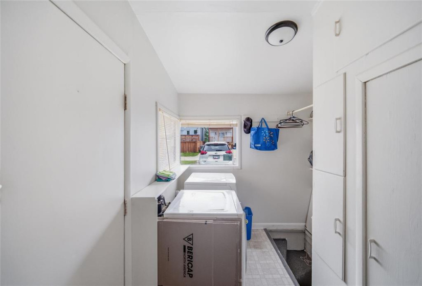43 Ellesmere, 3 Bedrooms Bedrooms, 6 Rooms Rooms,1 BathroomBathrooms,Residential,For Sale,Ellesmere