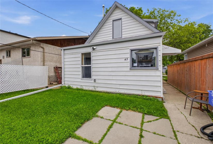 43 Ellesmere, 3 Bedrooms Bedrooms, 6 Rooms Rooms,1 BathroomBathrooms,Residential,For Sale,Ellesmere