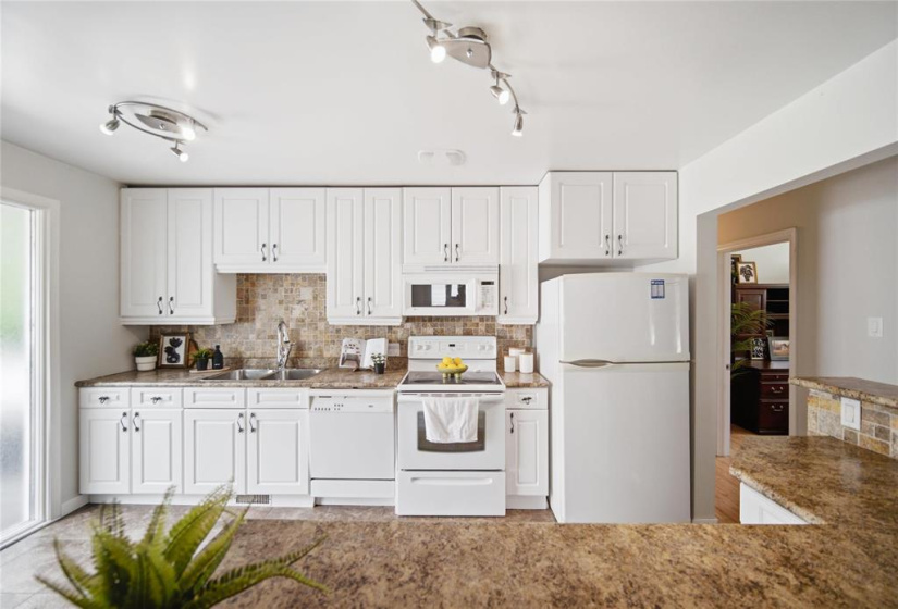 180 Harper, 4 Bedrooms Bedrooms, 10 Rooms Rooms,2 BathroomsBathrooms,Residential,For Sale,Harper