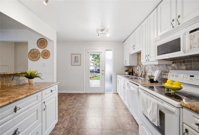 180 Harper, 4 Bedrooms Bedrooms, 10 Rooms Rooms,2 BathroomsBathrooms,Residential,For Sale,Harper