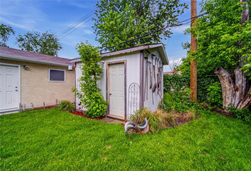180 Harper, 4 Bedrooms Bedrooms, 10 Rooms Rooms,2 BathroomsBathrooms,Residential,For Sale,Harper