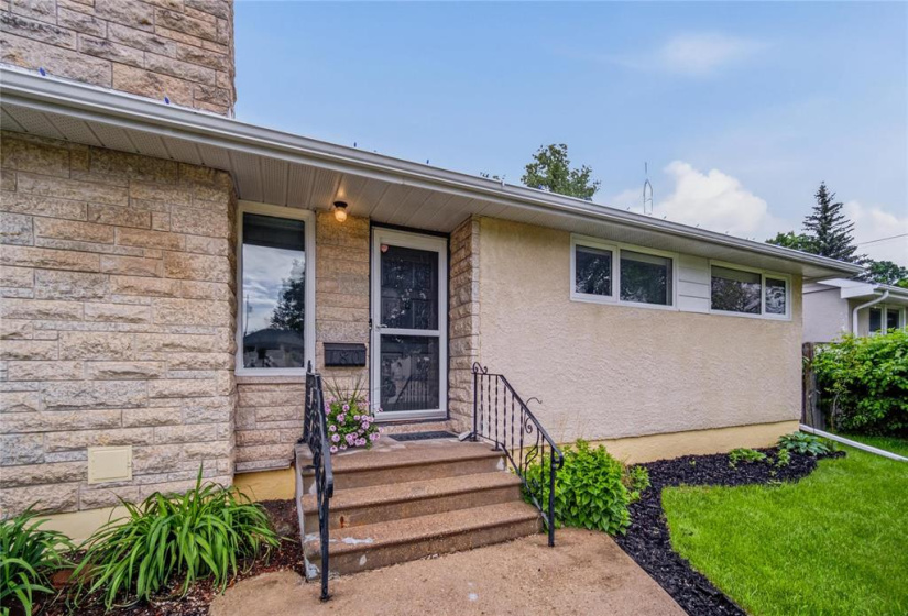 180 Harper, 4 Bedrooms Bedrooms, 10 Rooms Rooms,2 BathroomsBathrooms,Residential,For Sale,Harper