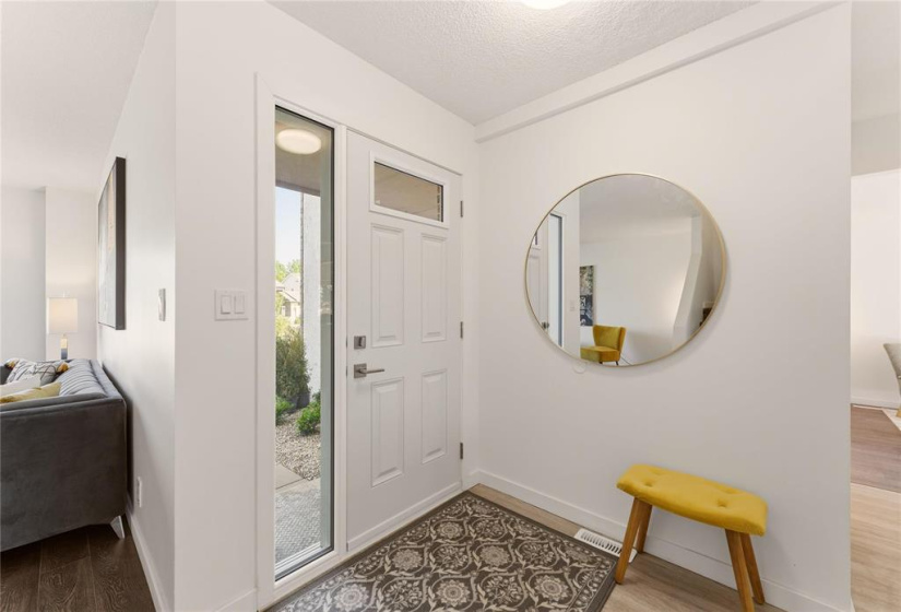 246 Point West, 3 Bedrooms Bedrooms, 13 Rooms Rooms,2 BathroomsBathrooms,Residential,For Sale,Point West