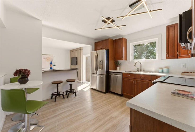 246 Point West, 3 Bedrooms Bedrooms, 13 Rooms Rooms,2 BathroomsBathrooms,Residential,For Sale,Point West