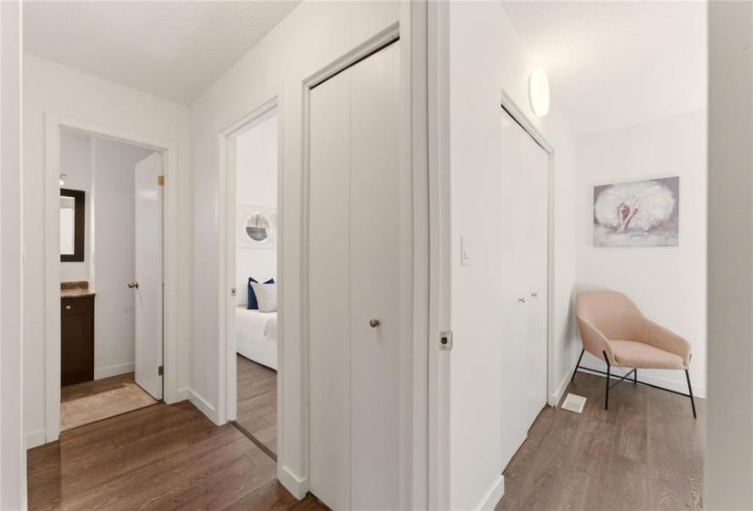 246 Point West, 3 Bedrooms Bedrooms, 13 Rooms Rooms,2 BathroomsBathrooms,Residential,For Sale,Point West