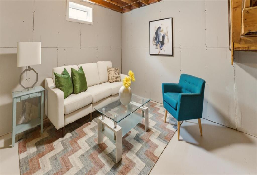246 Point West, 3 Bedrooms Bedrooms, 13 Rooms Rooms,2 BathroomsBathrooms,Residential,For Sale,Point West