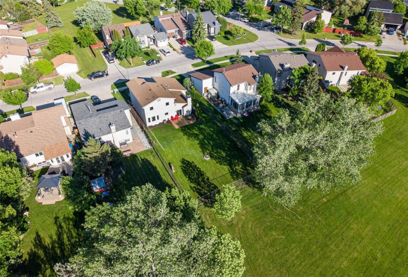 246 Point West, 3 Bedrooms Bedrooms, 13 Rooms Rooms,2 BathroomsBathrooms,Residential,For Sale,Point West