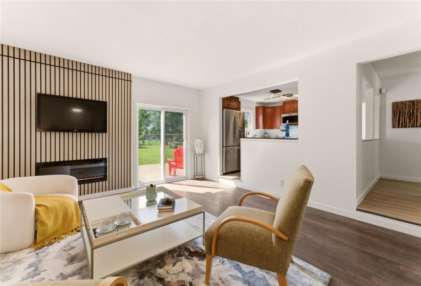 246 Point West, 3 Bedrooms Bedrooms, 13 Rooms Rooms,2 BathroomsBathrooms,Residential,For Sale,Point West